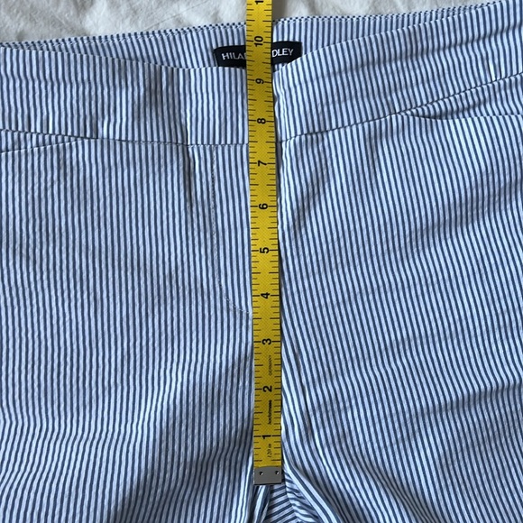 Hilary Radley Capri Pants / Size 6 - Picture 8 of 10